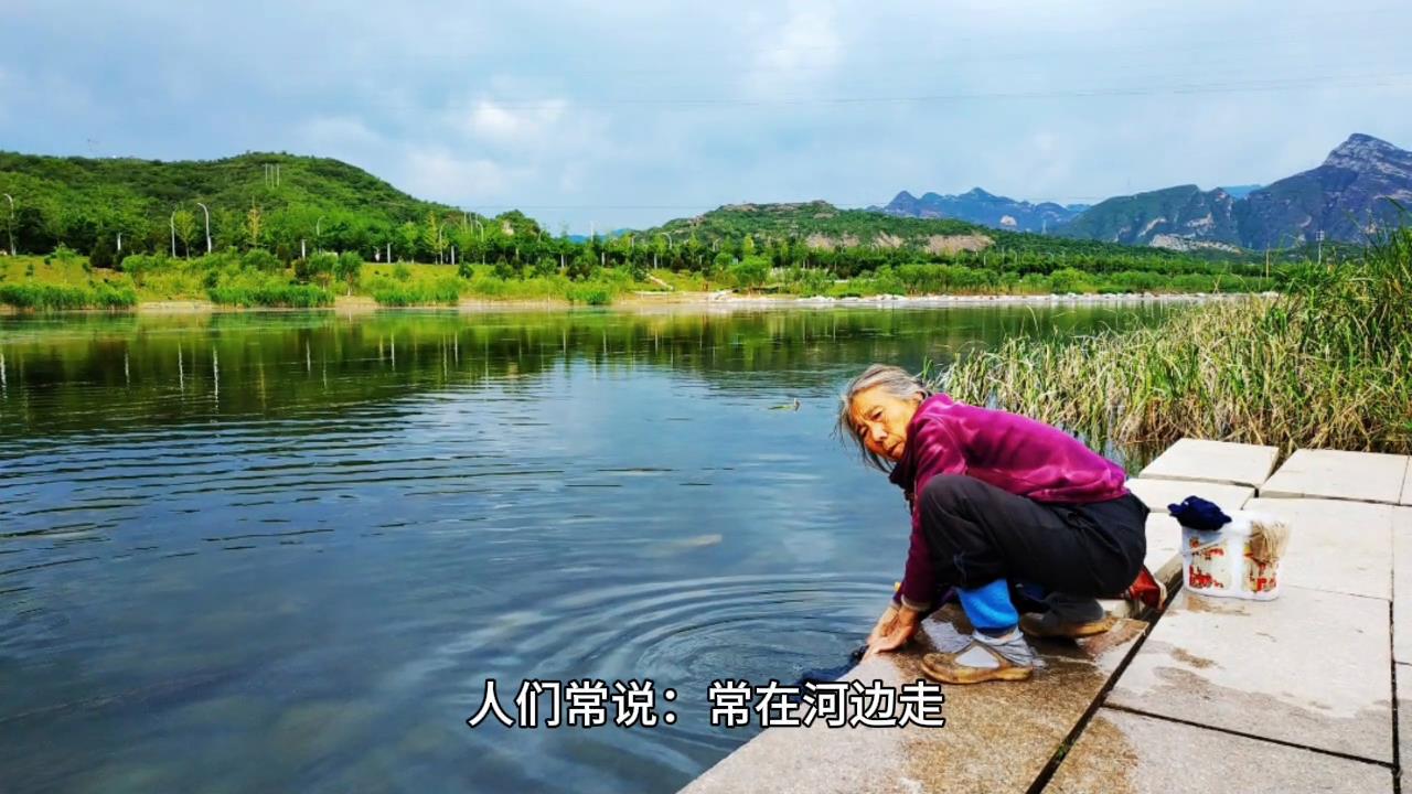 探索古今中外怪谈奇事，尽在民间故事会！