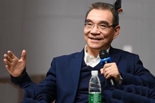 中国十大著名经济学大师，厉以宁上榜，第一是市场经济开拓者