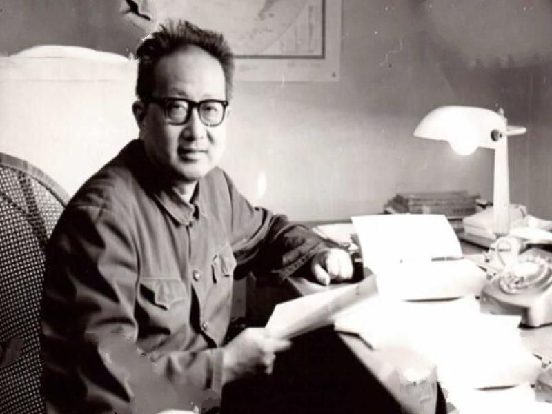 中国十大著名经济学大师，厉以宁上榜，第一是市场经济开拓者