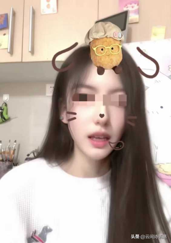 内蒙现奇闻：男摸女店主臀部 50 元求特殊服务，监控曝光全过程