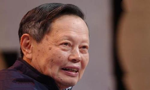 物理学家杨振宁与爱因斯坦有什么关系?